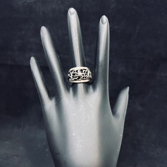 Unbranded Jewelry - Vintage Sterling Silver Open Scroll Work Band Ring Sz 6 (R344)